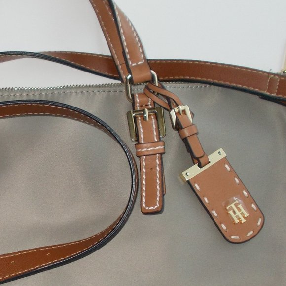NWOT Tommy Hilfiger Satchel Bag - Picture 5 of 12